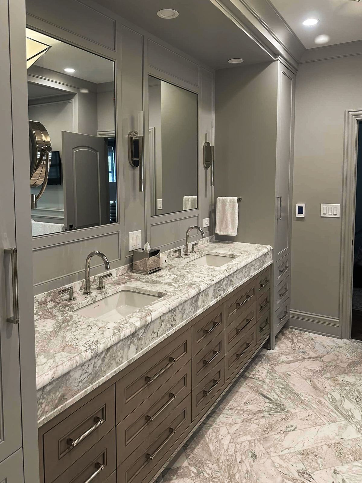 Bathroom vanity countertops project in Wilmette, IL